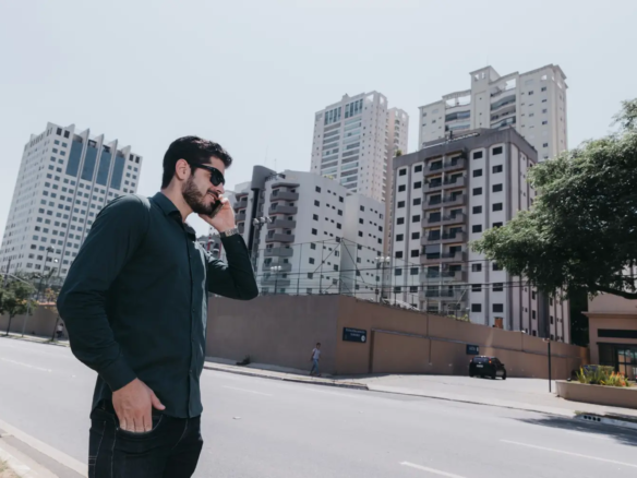 property agents in islamabad deal with client