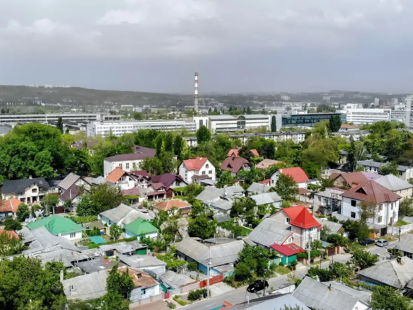 5 marla house for sale in good location in faisal town